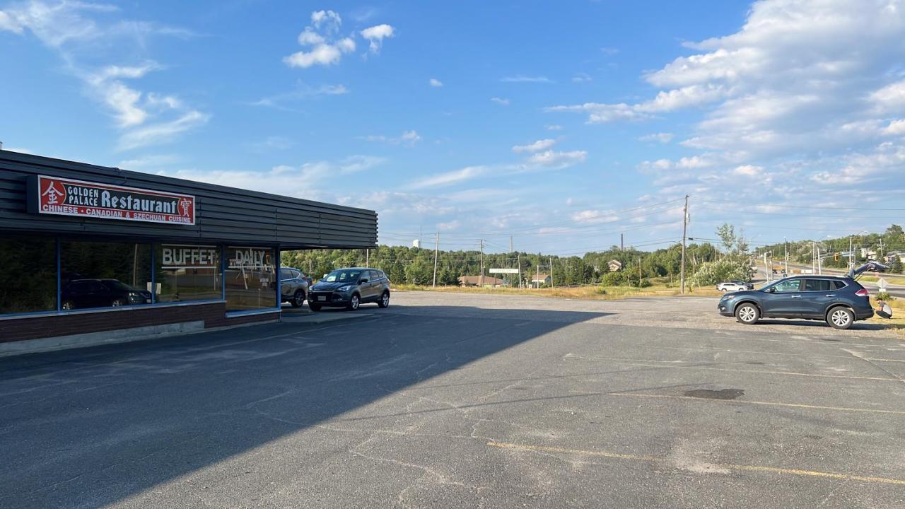 Lively Inn And Suites - Sudbury Naughton Dış mekan fotoğraf