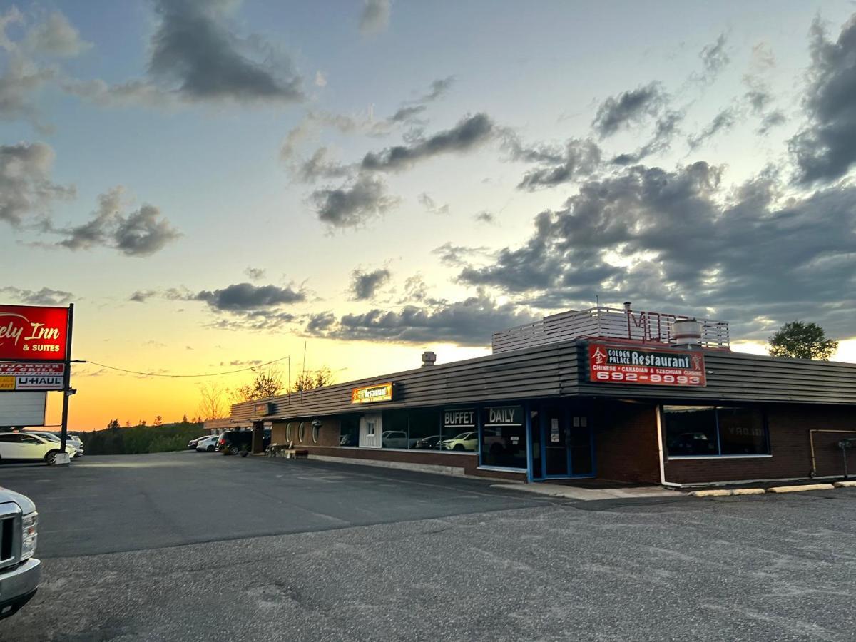 Lively Inn And Suites - Sudbury Naughton Dış mekan fotoğraf