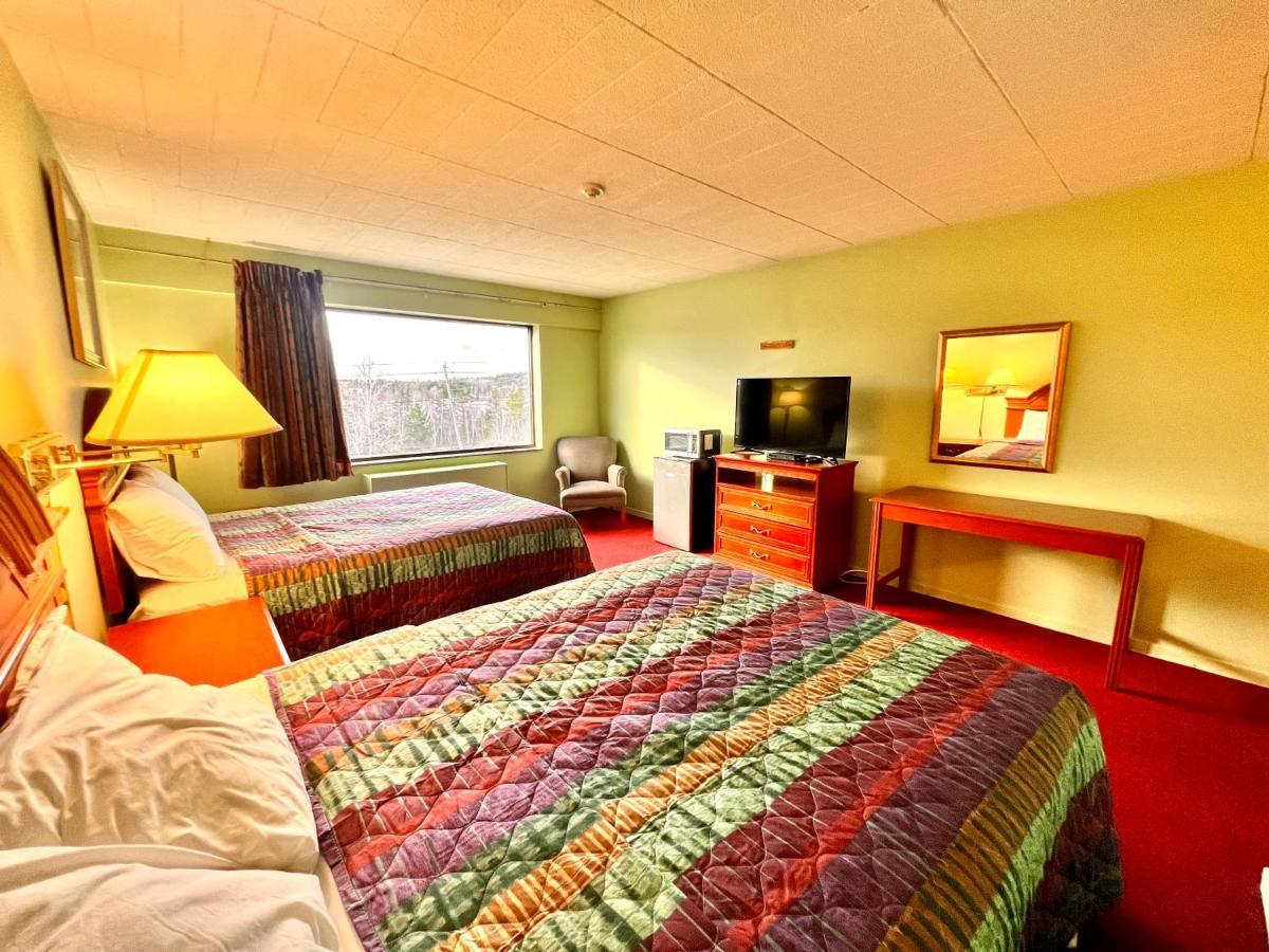 Lively Inn And Suites - Sudbury Naughton Dış mekan fotoğraf
