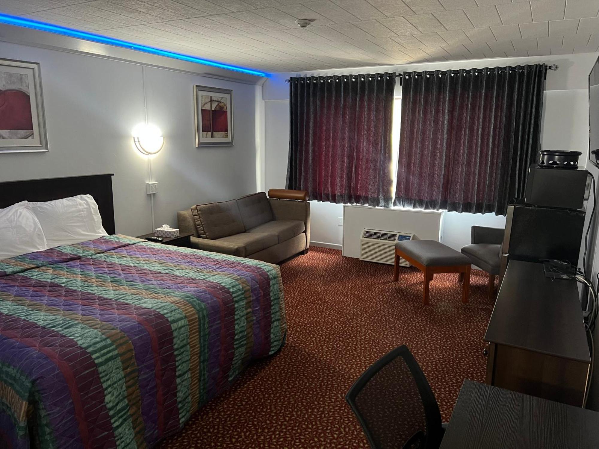 Lively Inn And Suites - Sudbury Naughton Dış mekan fotoğraf