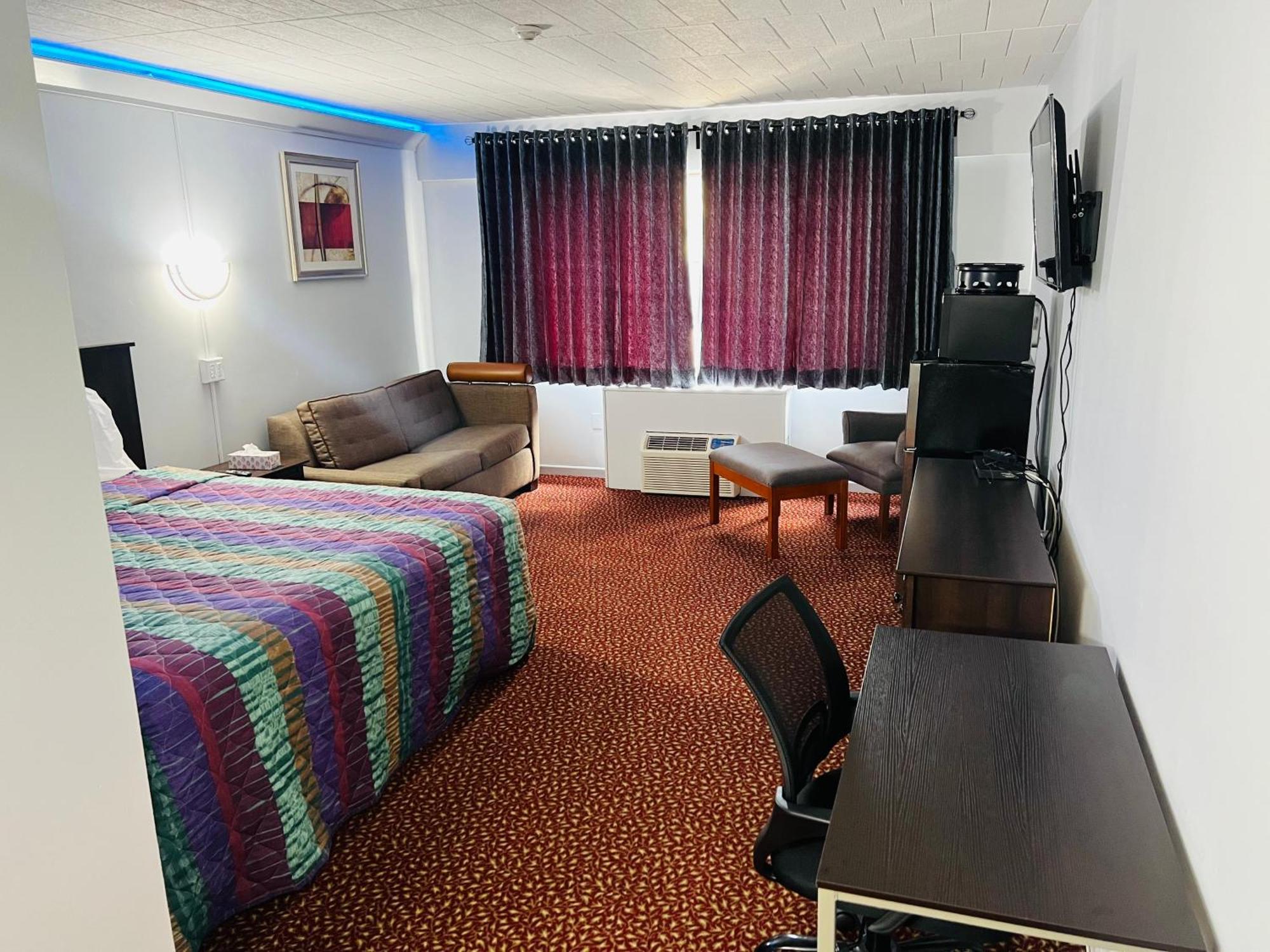Lively Inn And Suites - Sudbury Naughton Dış mekan fotoğraf