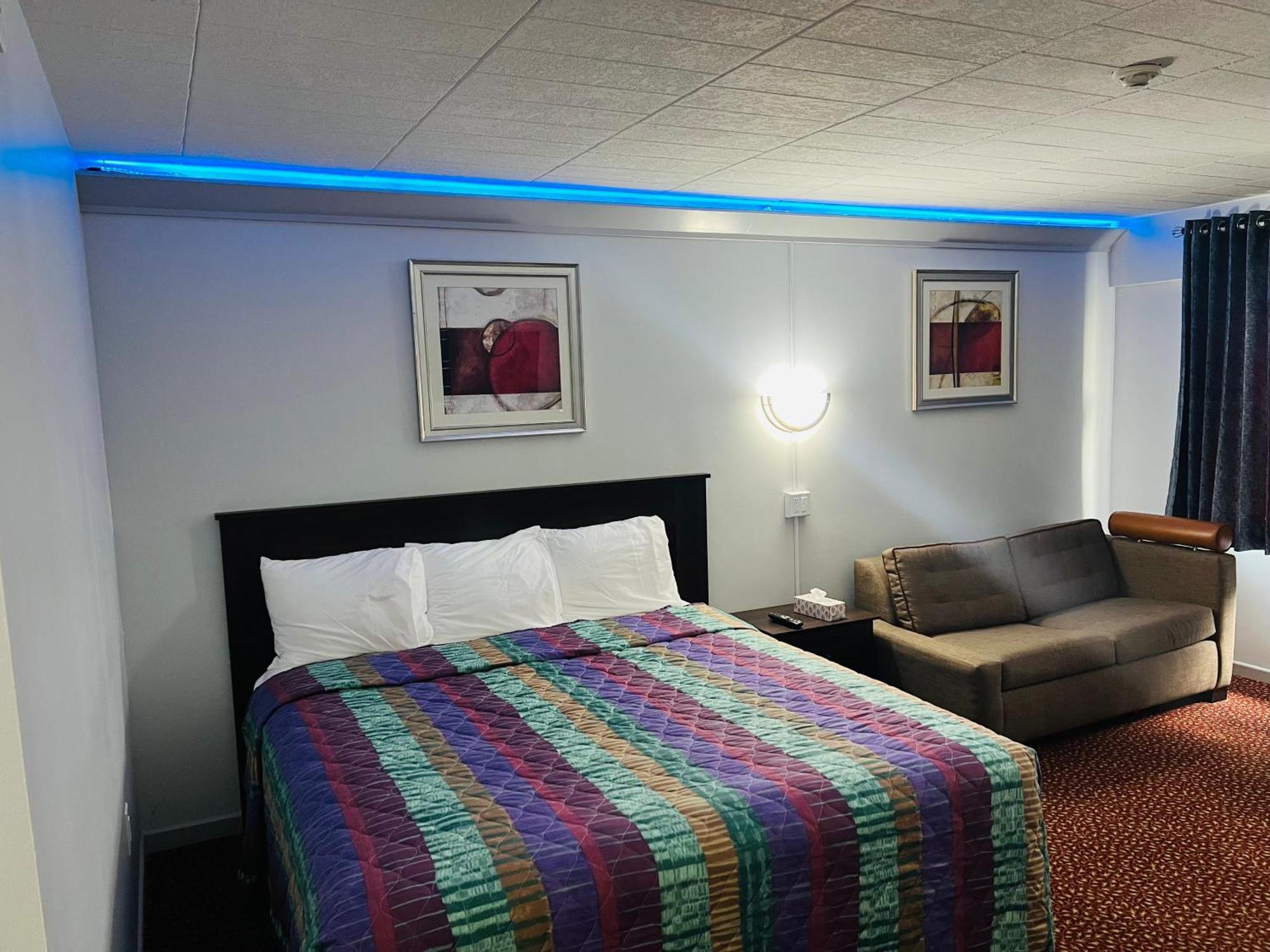 Lively Inn And Suites - Sudbury Naughton Dış mekan fotoğraf