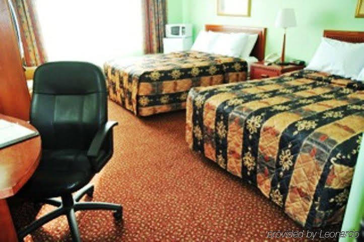 Lively Inn And Suites - Sudbury Naughton Oda fotoğraf